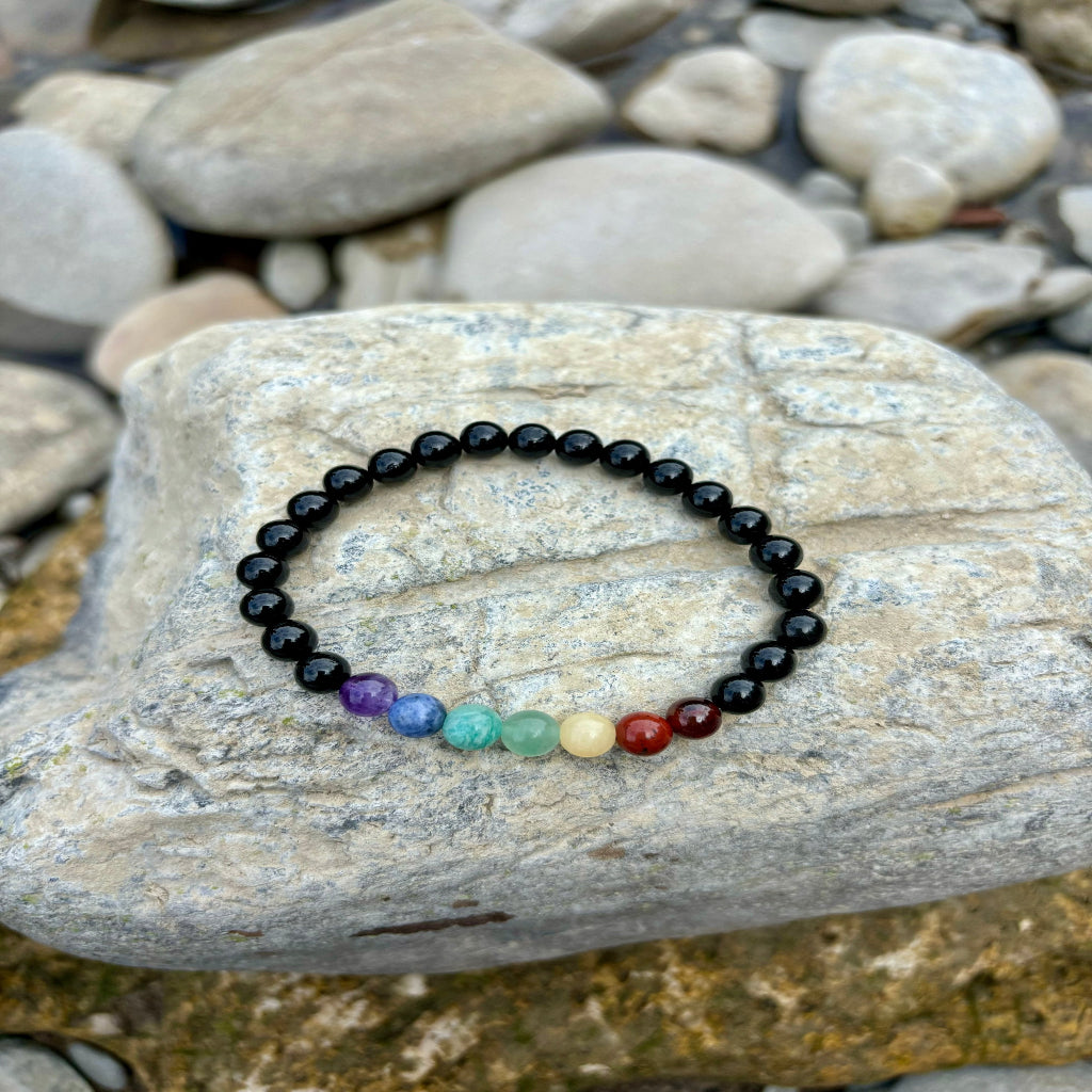 Chakraarmband Chakra Armband Kinderarmband Kristall Kristallarmband personalisierte Kristalle Wunschkristall spirituelles Geschenk Heilstein REIKISTEIN