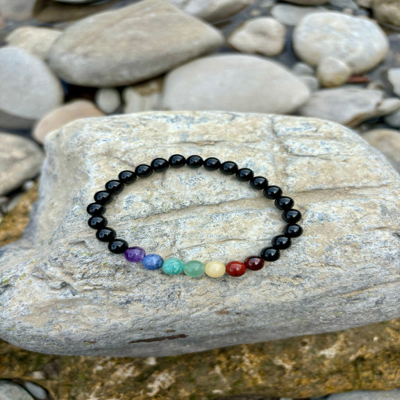 Chakraarmband Chakra Armband Kinderarmband Kristall Kristallarmband personalisierte Kristalle Wunschkristall spirituelles Geschenk Heilstein REIKISTEIN